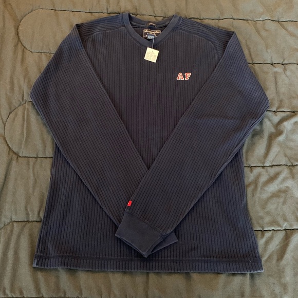 Men’s Abercrombie and Fitch Navy Sweater size XL - Picture 1 of 5